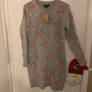 Atmosphere Holiday Sweater size Small
